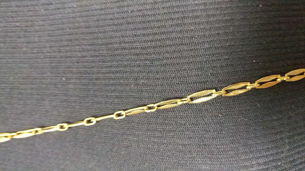 DESIGNER NECKLACE