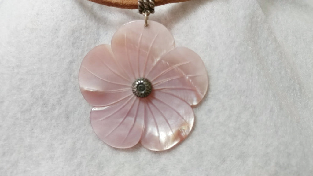 DESIGNER NECKLACE