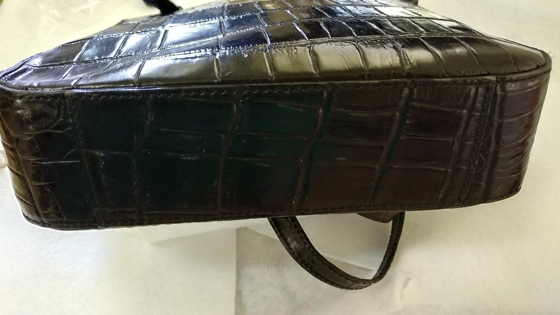 DESIGNER HANDBAG/PURSE
