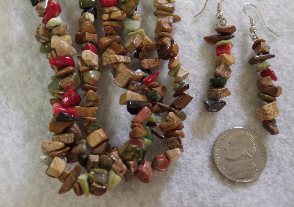 SEMI-PRECIOUS STONE NECKLACE AND EARRINGS SET