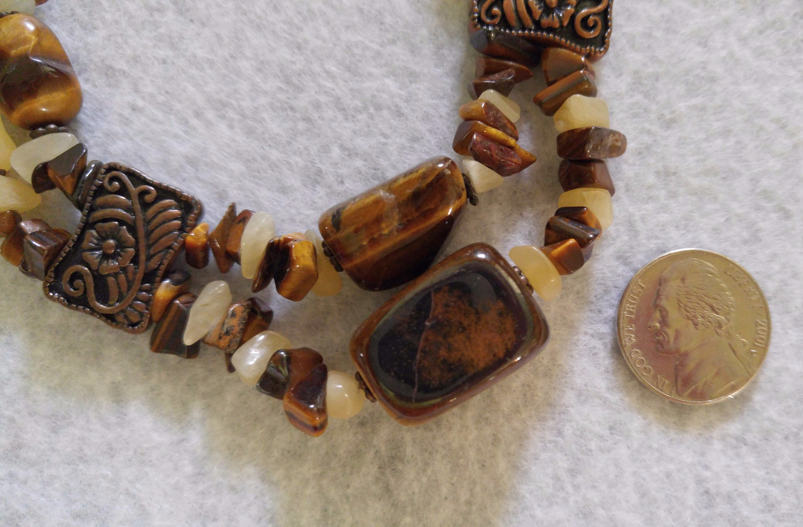 SEMI-PRECIOUS STONE NECKLACE WITH TIGER'S EYE