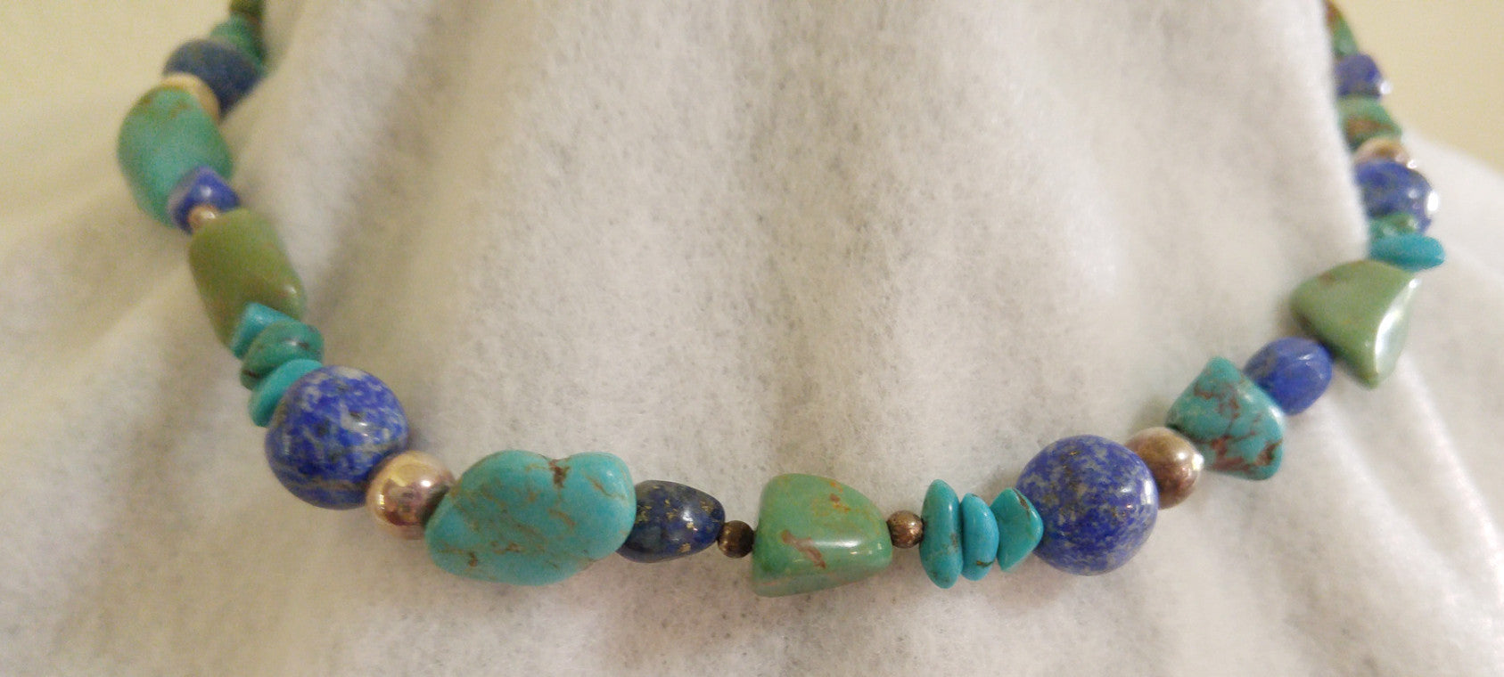TURQUOISE AND STERLING SILVER NECKLACE