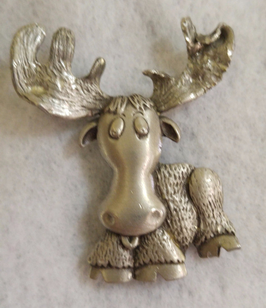 DESIGNER PIN
