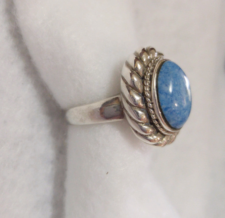 STERLING SILVER AND TURQUOISE RING