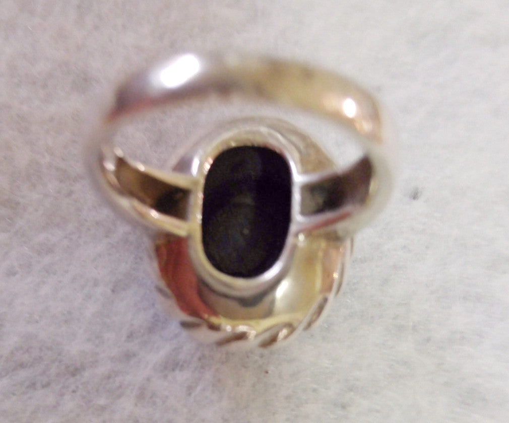 STERLING SILVER AND TURQUOISE RING