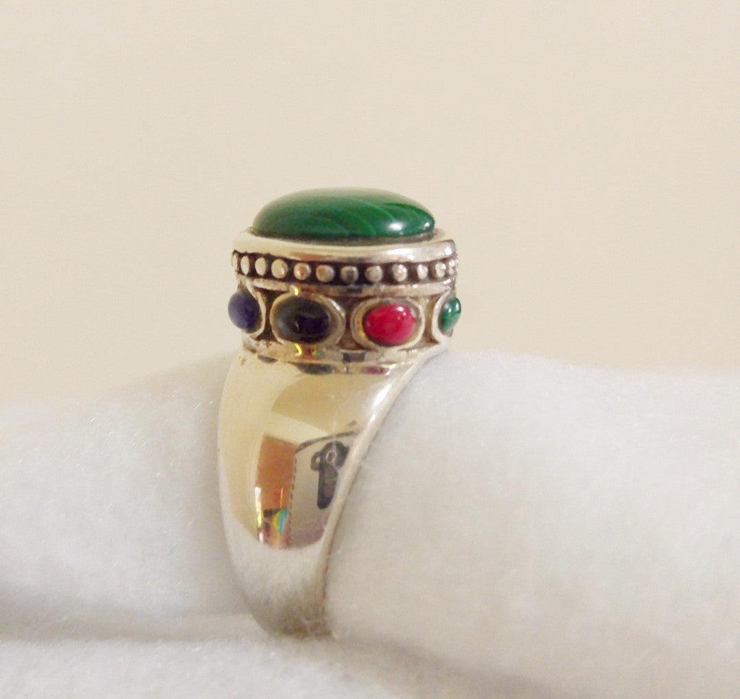 STERLING SILVER AND MALACHITE STONE RING