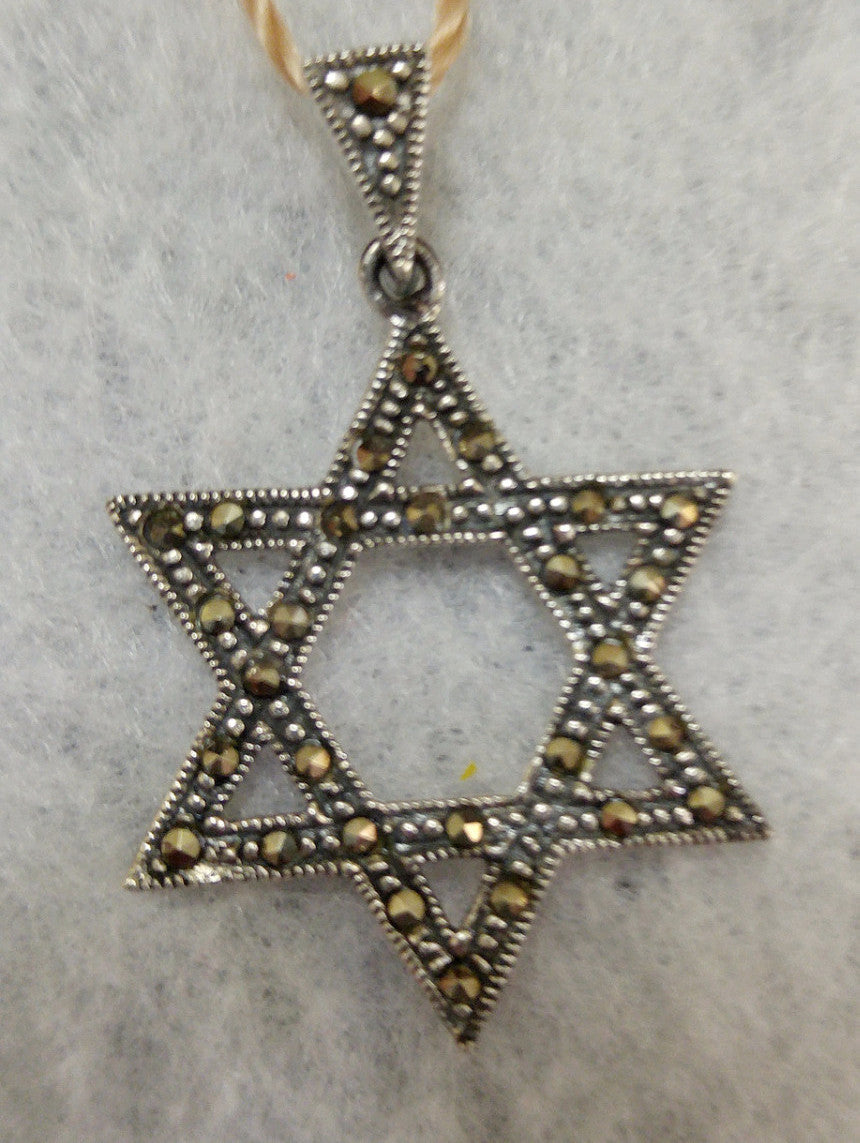 STERLING SILVER AND MARCASITE PENDANT