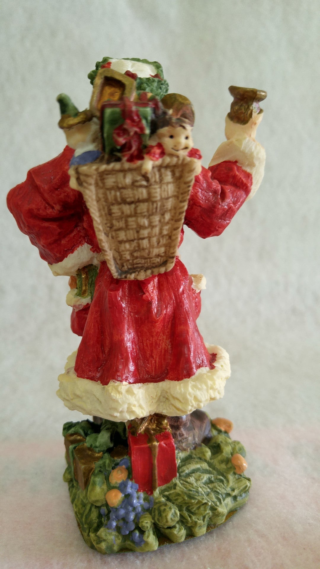 VINTAGE CHRISTMAS FIGURINE
