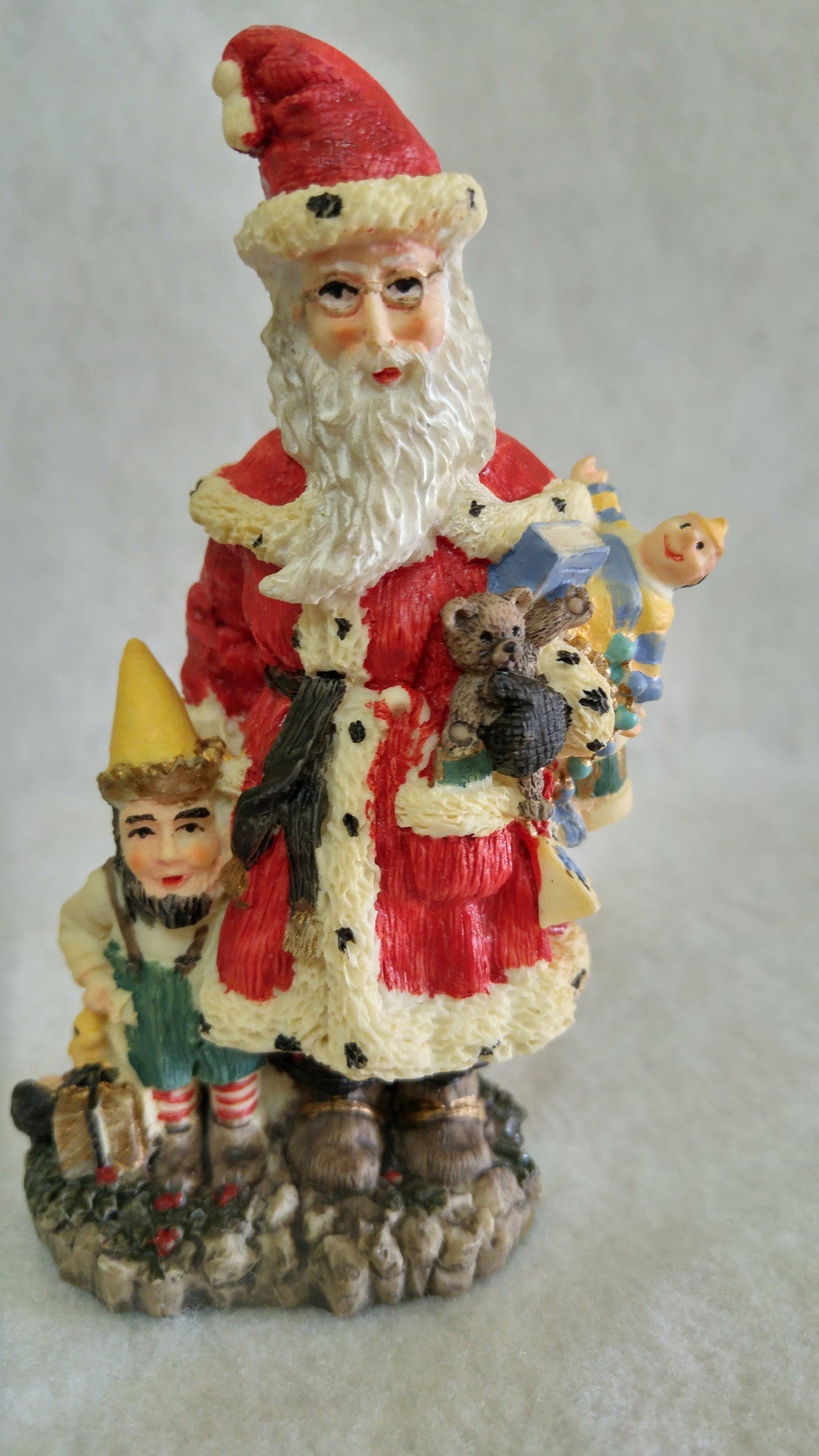 VINTAGE CHRISTMAS FIGURINE