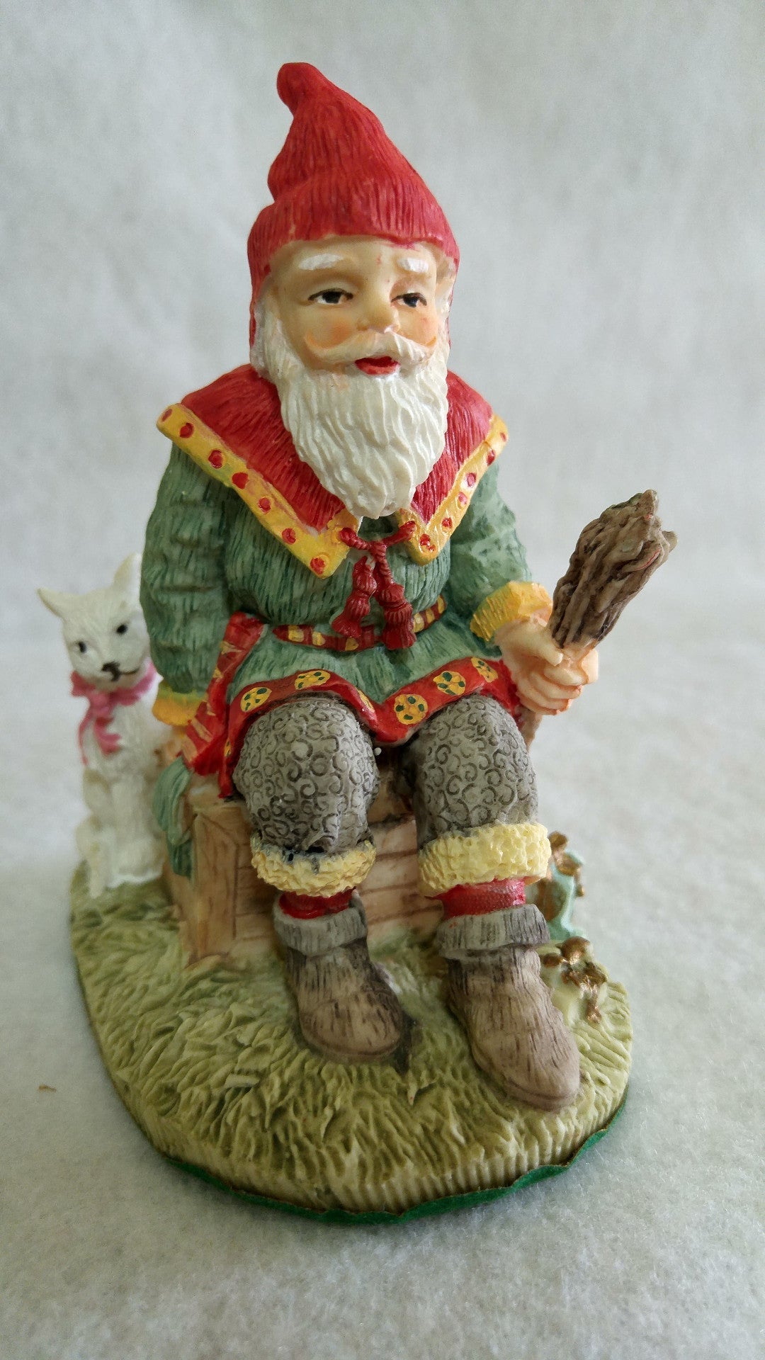 VINTAGE CHRISTMAS FIGURINE